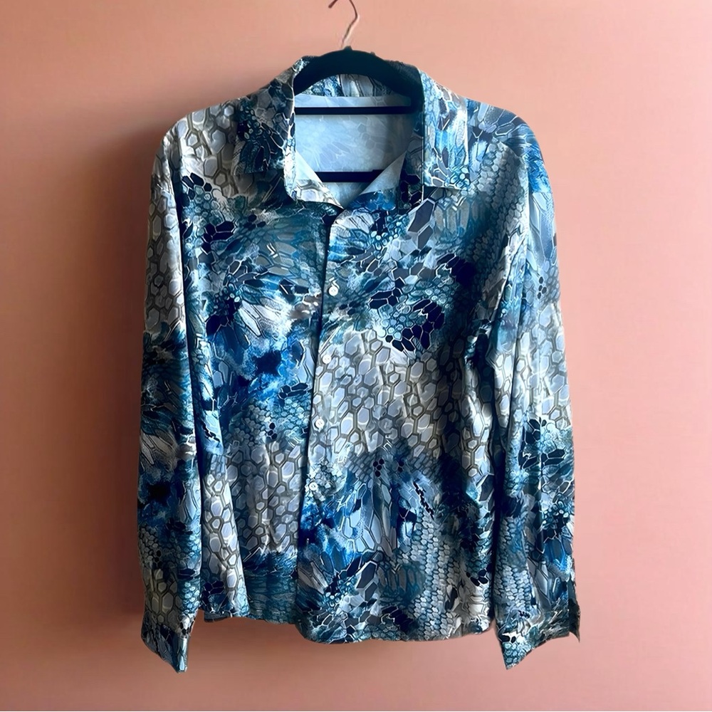 Party Shirt - Picture 2 of 8